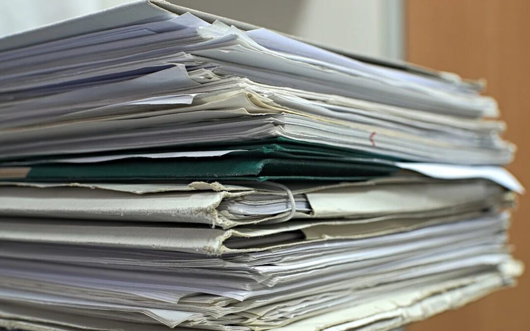 Documentos en papel, al usarlos pierdes más de lo que ganas.